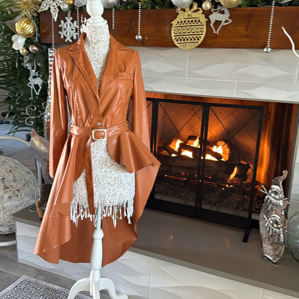 Jacket with flair